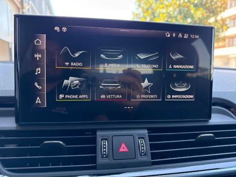 Audi Q5 Sportback nuova a Prato (8)