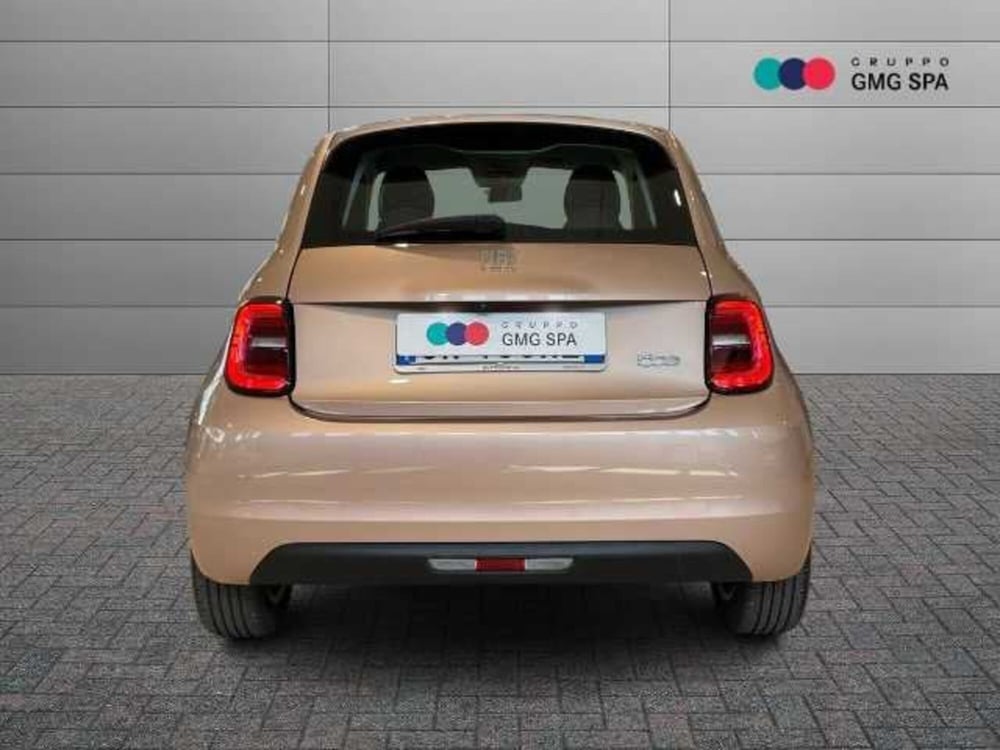 Fiat 500e usata a Pistoia (4)