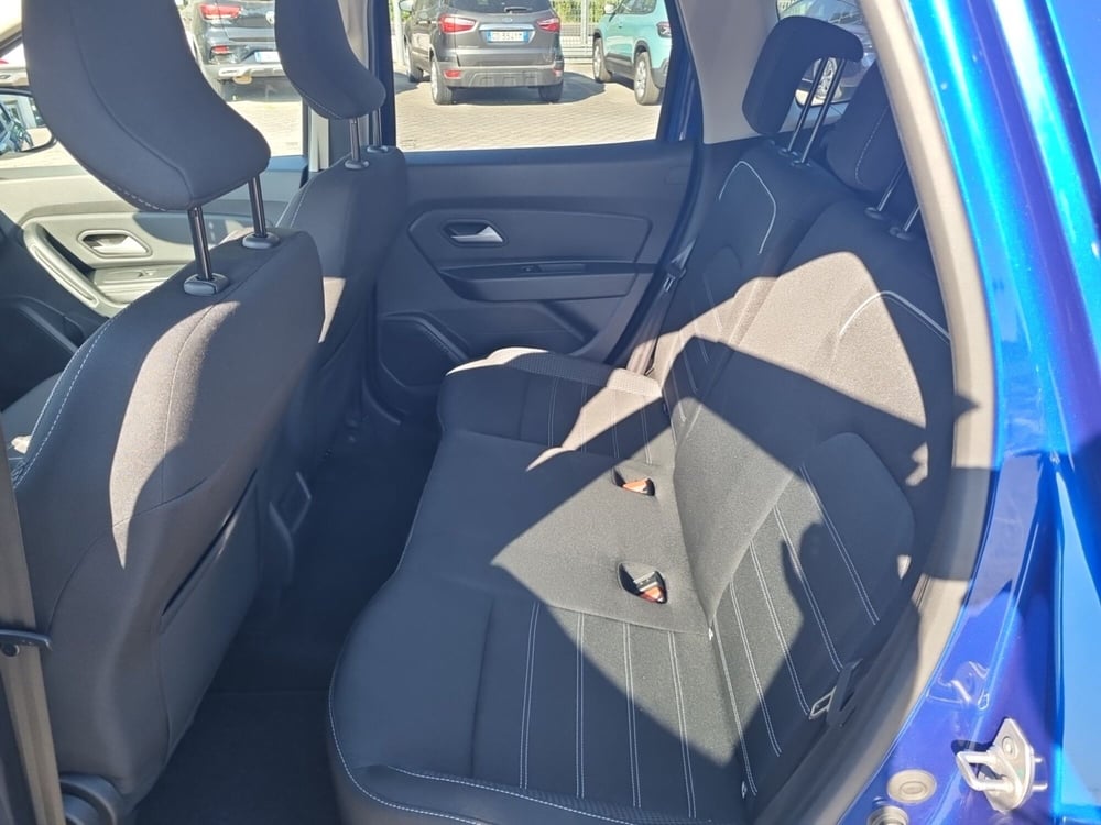 Dacia Duster usata a Lucca (12)