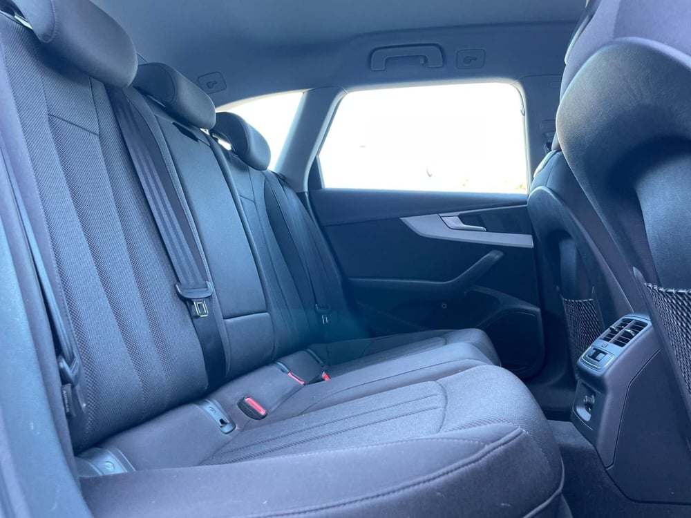 Audi A4 Avant usata a Ancona (19)