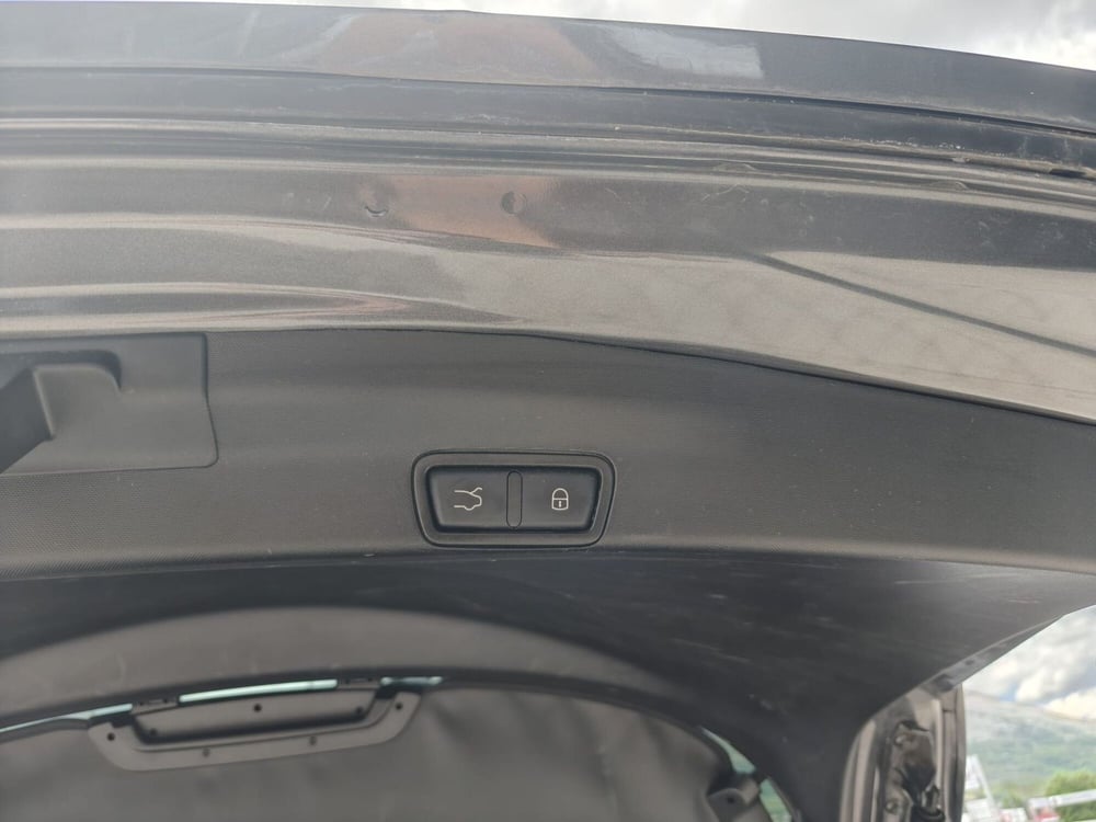 Alfa Romeo Stelvio usata a L'Aquila (13)