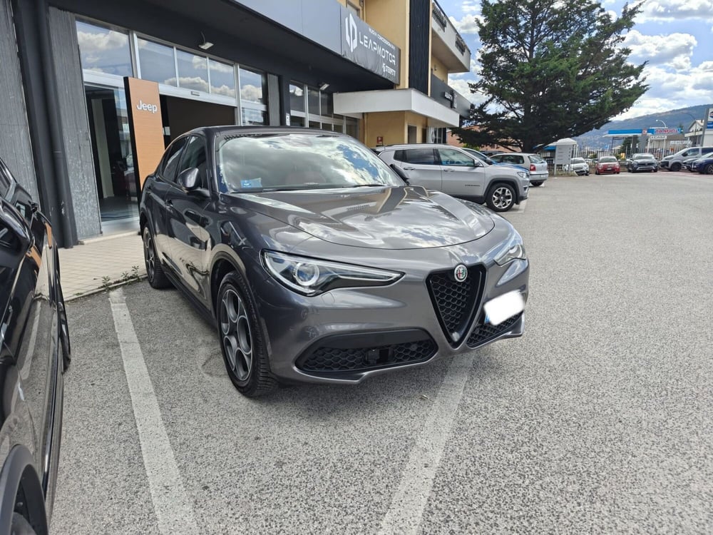 Alfa Romeo Stelvio usata a L'Aquila (2)