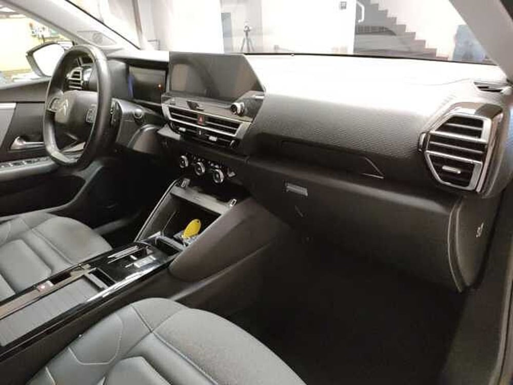 Citroen C4 nuova a Teramo (12)