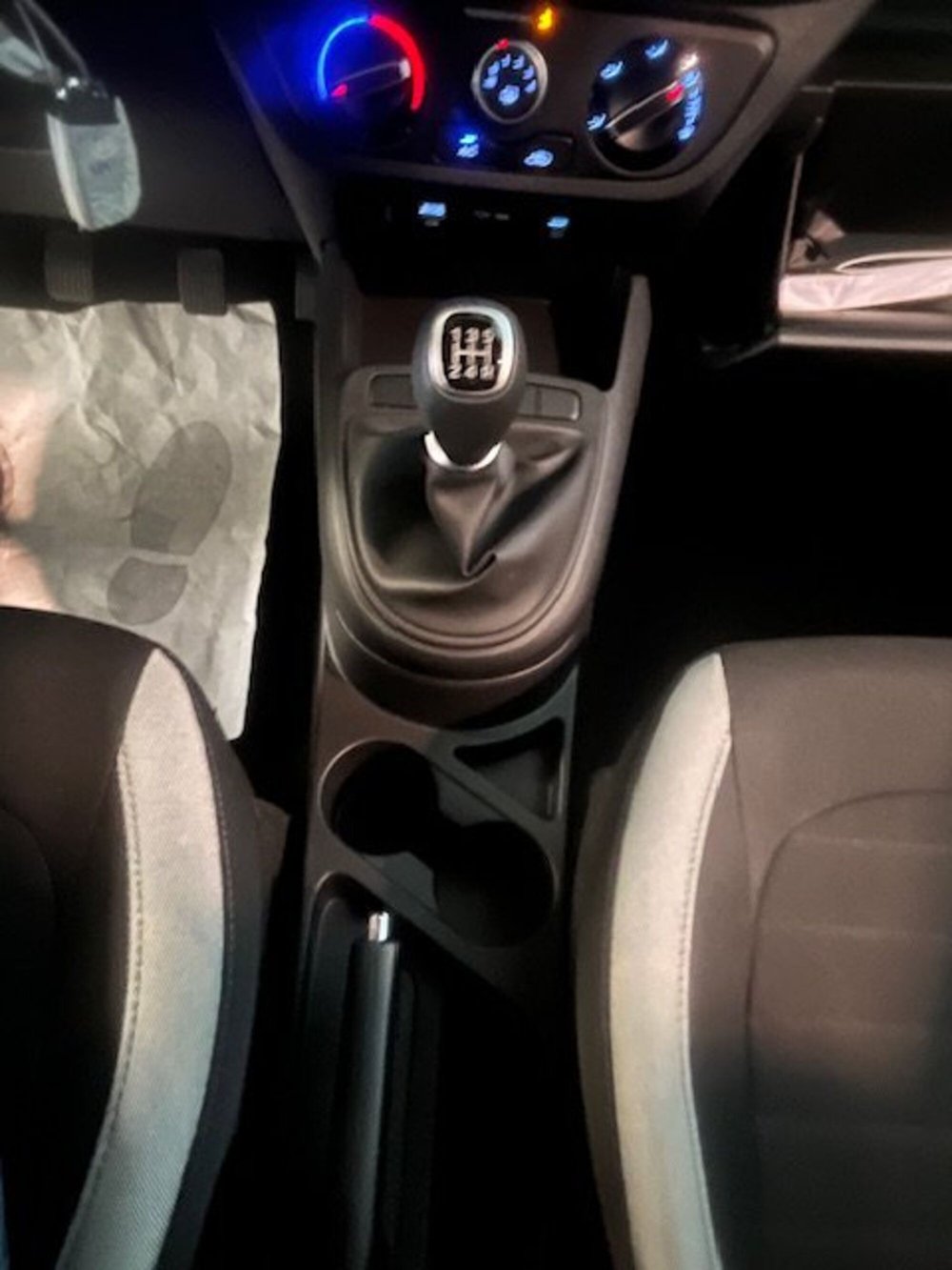 Hyundai i10 nuova a Brescia (13)