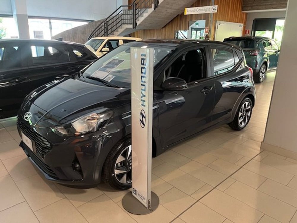 Hyundai i10 nuova a Brescia (3)
