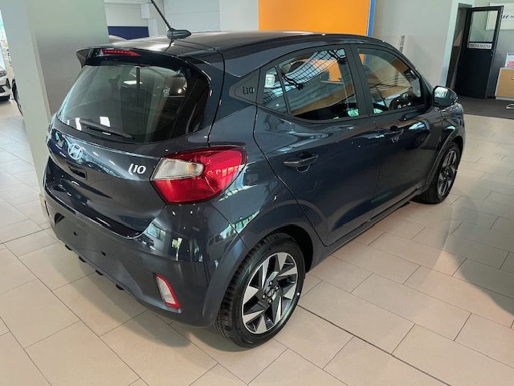 Hyundai i10 nuova a Brescia (6)
