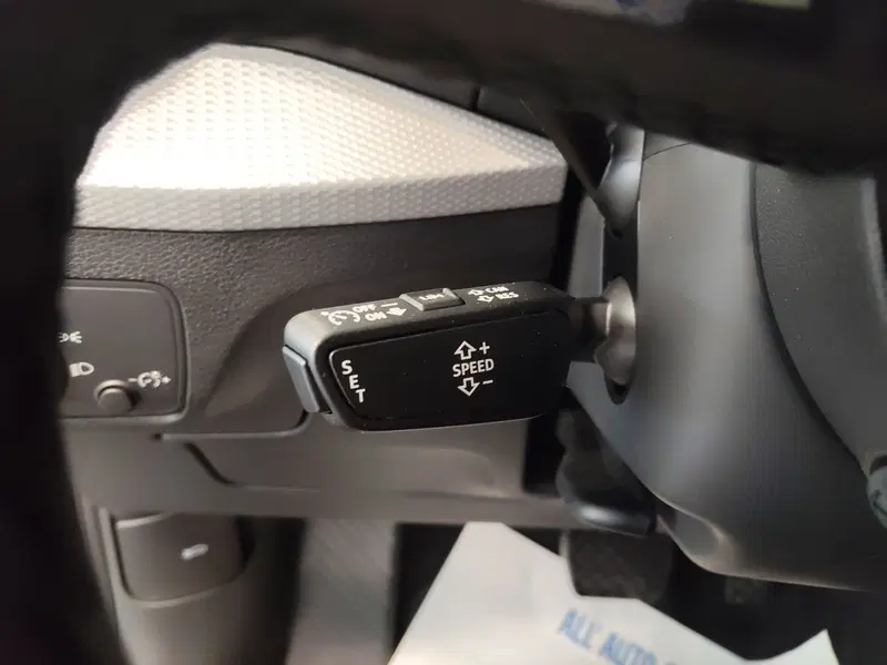 Audi Q2 nuova a Modena (12)