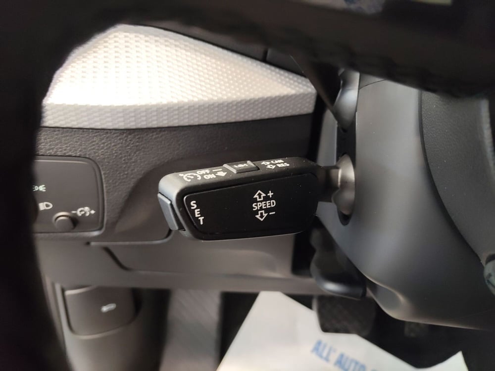 Audi Q2 nuova a Modena (12)