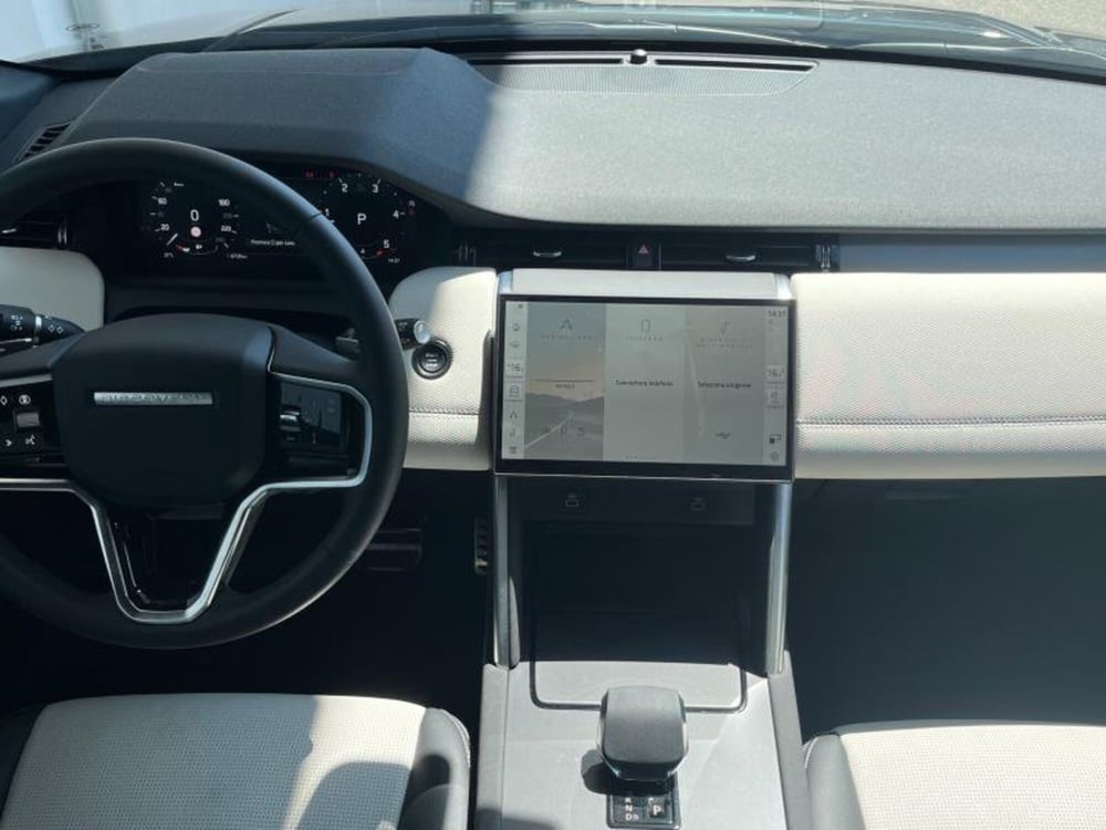Land Rover Discovery Sport usata a Venezia (4)