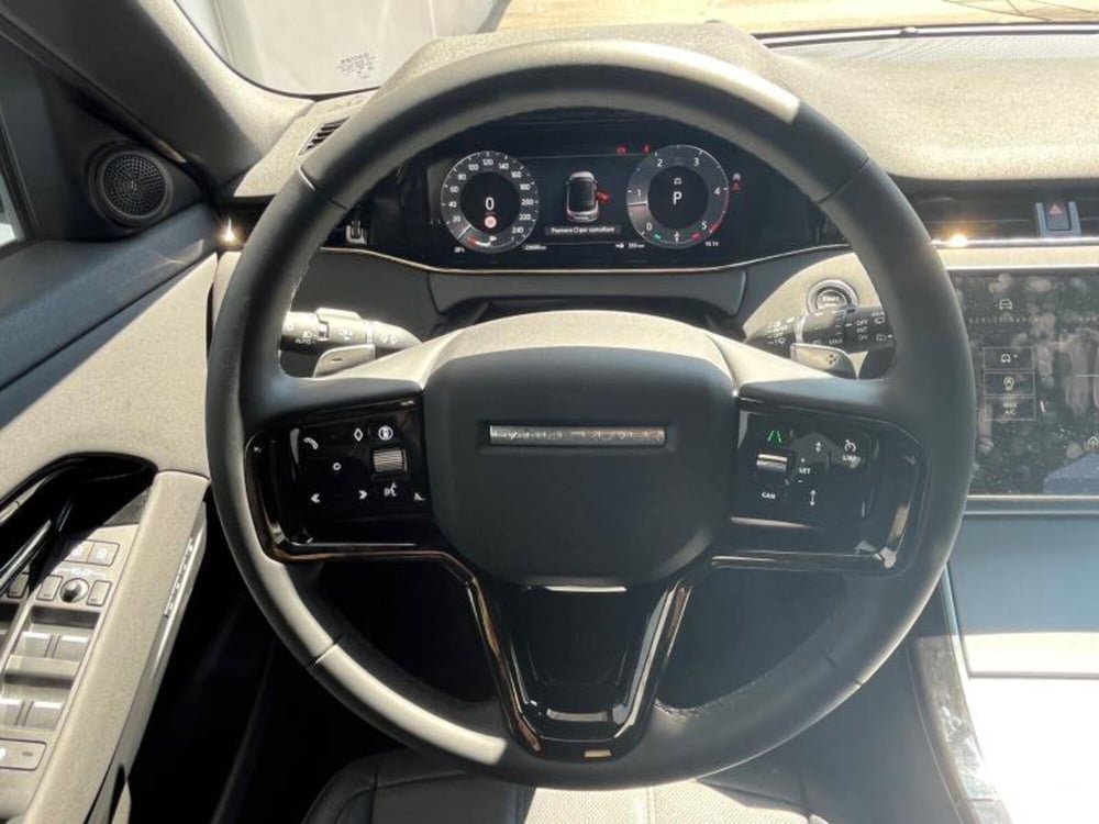Land Rover Range Rover Evoque usata a Venezia (9)