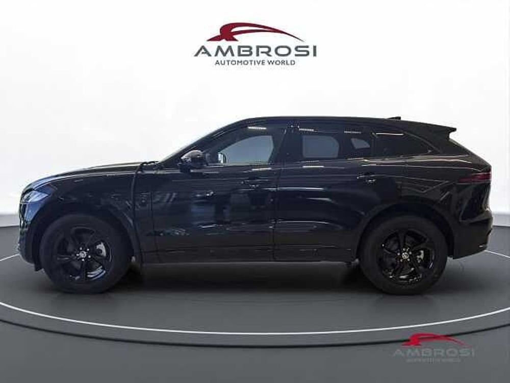Jaguar F-Pace nuova a Viterbo (4)