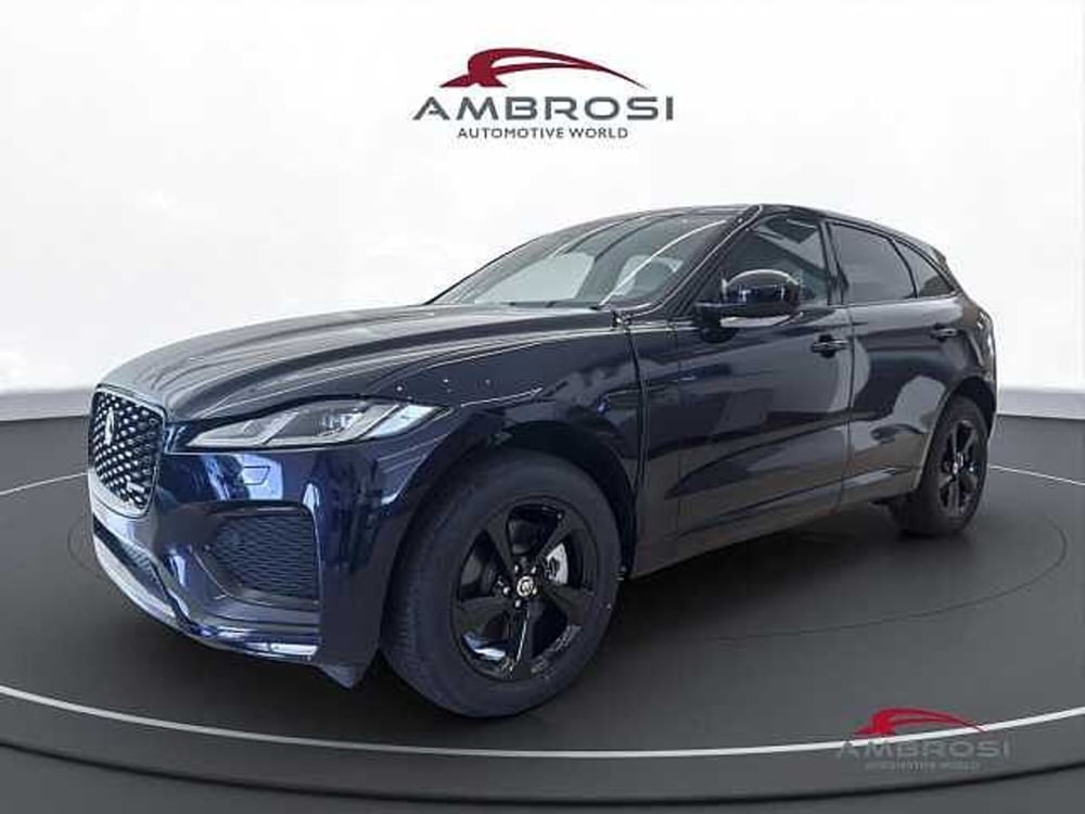 Jaguar F-Pace nuova a Viterbo