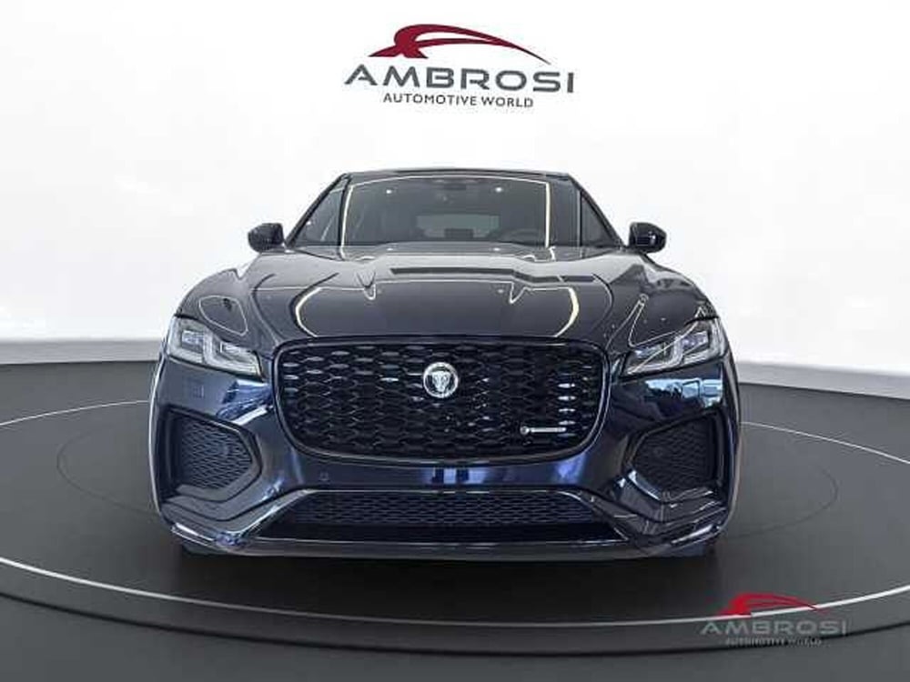Jaguar F-Pace nuova a Viterbo (7)