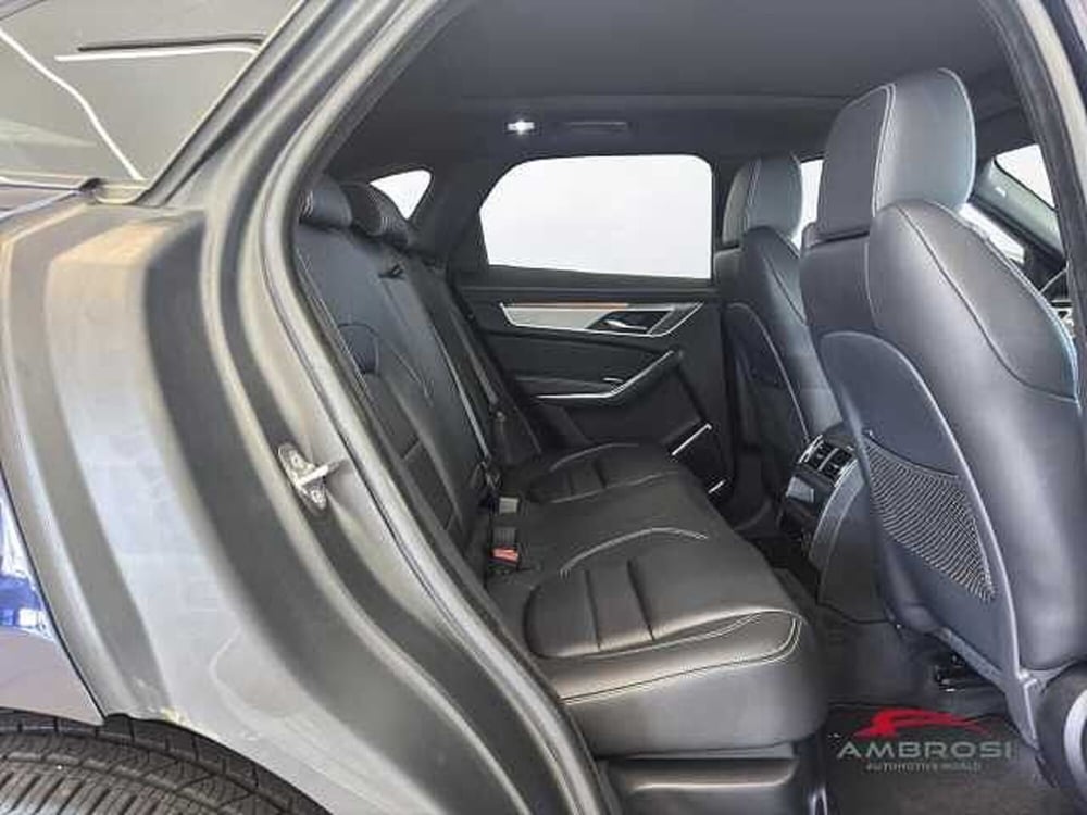 Jaguar F-Pace nuova a Viterbo (9)