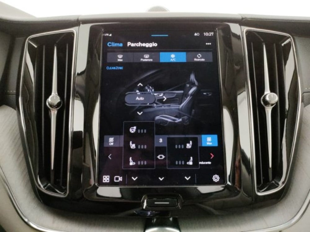 Volvo XC60 usata a Modena (18)
