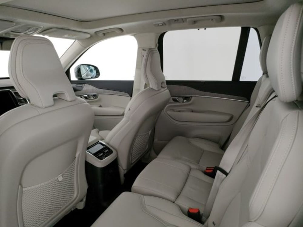 Volvo XC90 nuova a Modena (10)