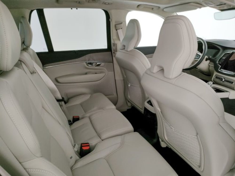 Volvo XC90 nuova a Modena (12)