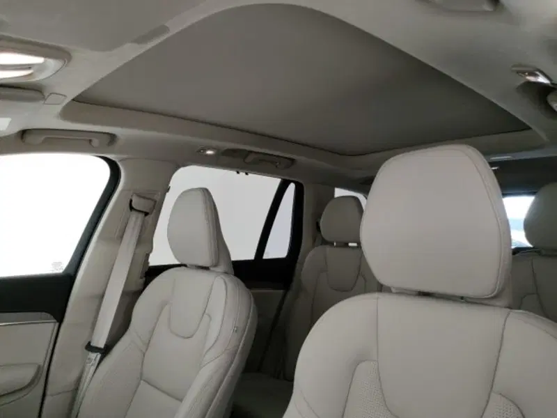 Volvo XC90 nuova a Modena (14)