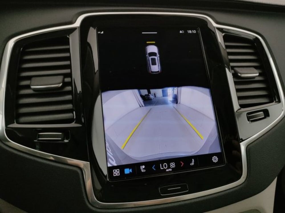 Volvo XC90 nuova a Modena (18)