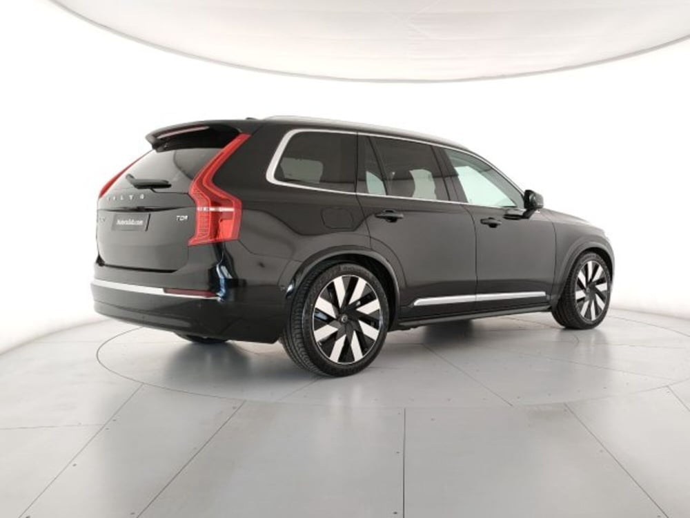 Volvo XC90 nuova a Modena (5)