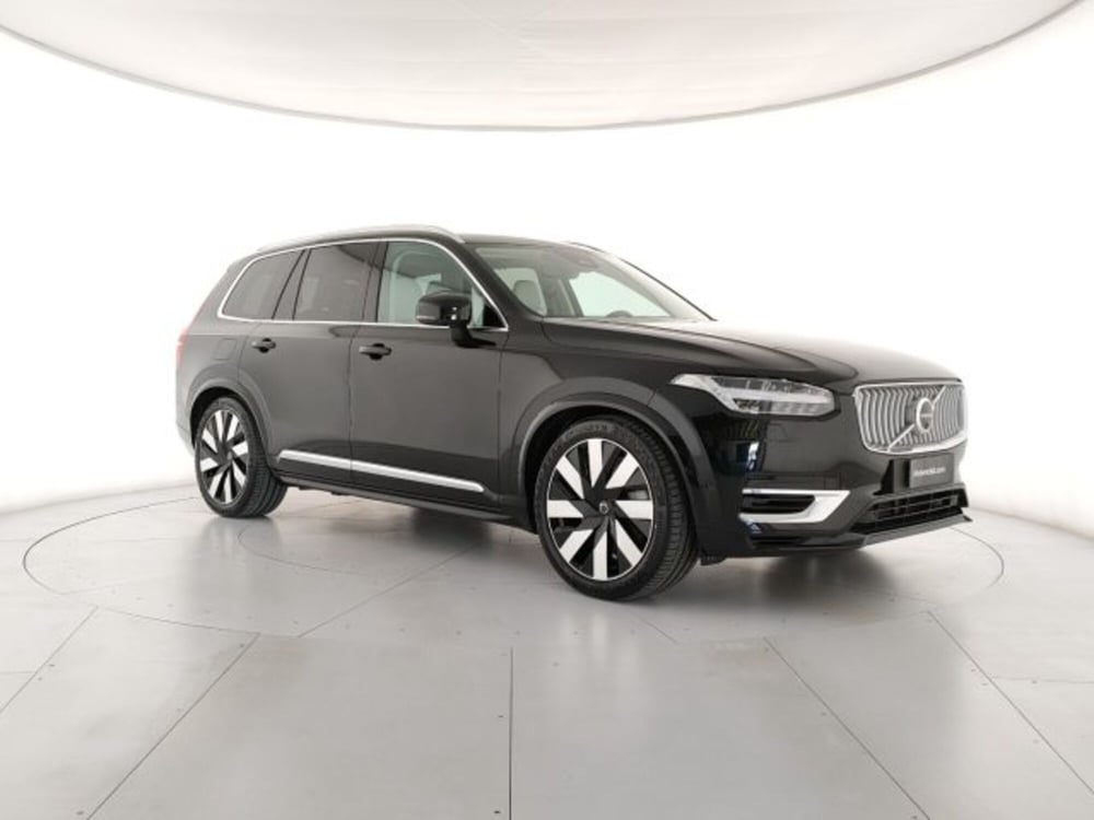 Volvo XC90 nuova a Modena (6)