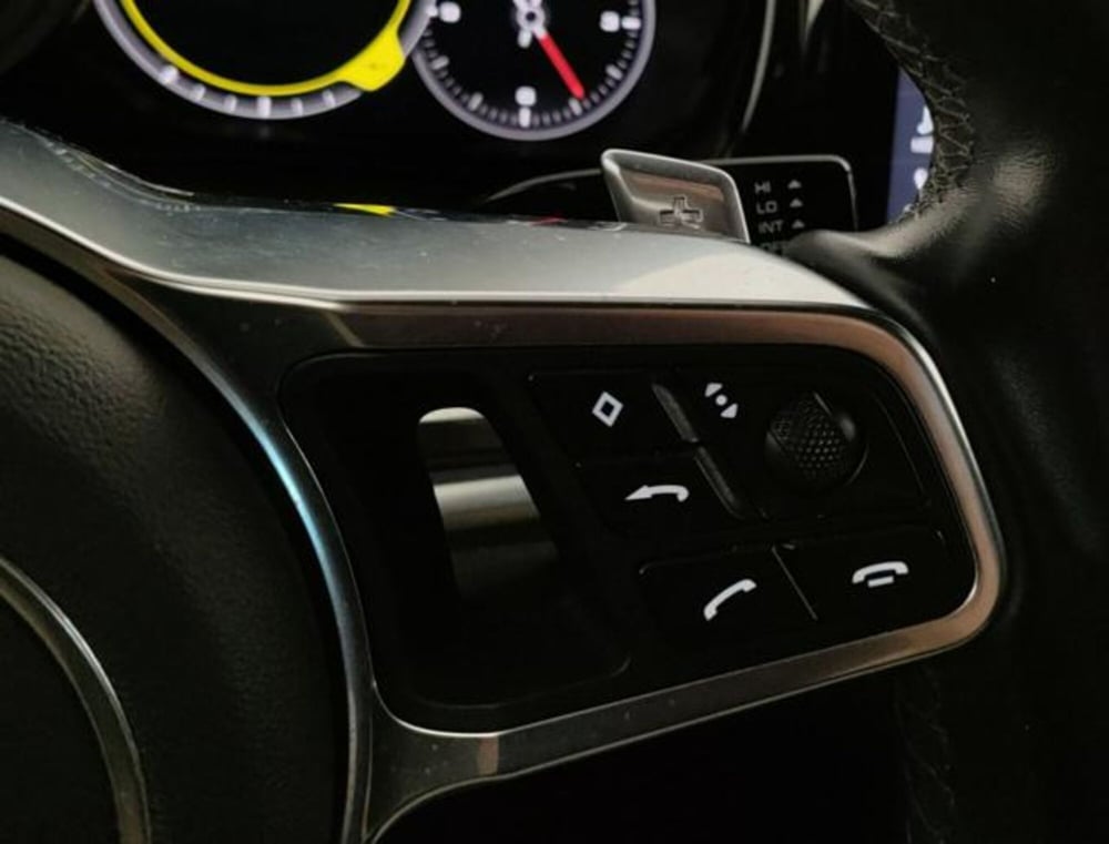 Porsche Panamera usata a Modena (19)