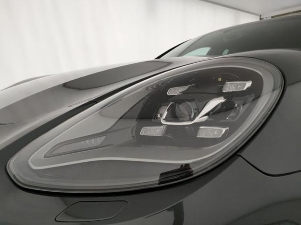 Porsche Panamera usata a Modena (9)