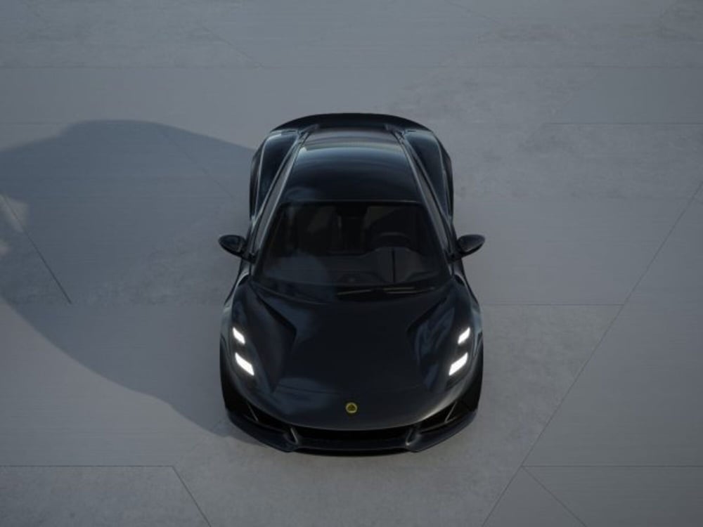 Lotus Emira nuova a Modena (6)