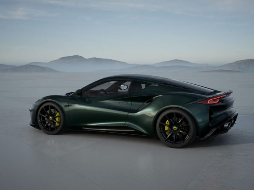 Lotus Emira nuova a Modena (18)