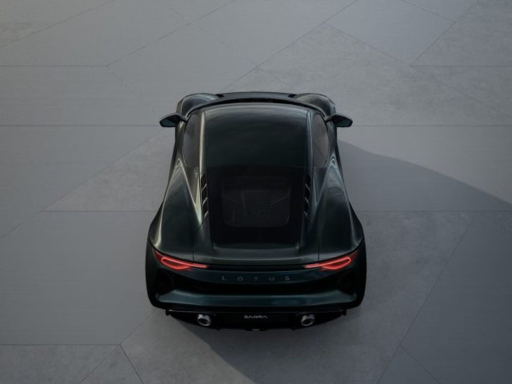 Lotus Emira nuova a Modena (8)