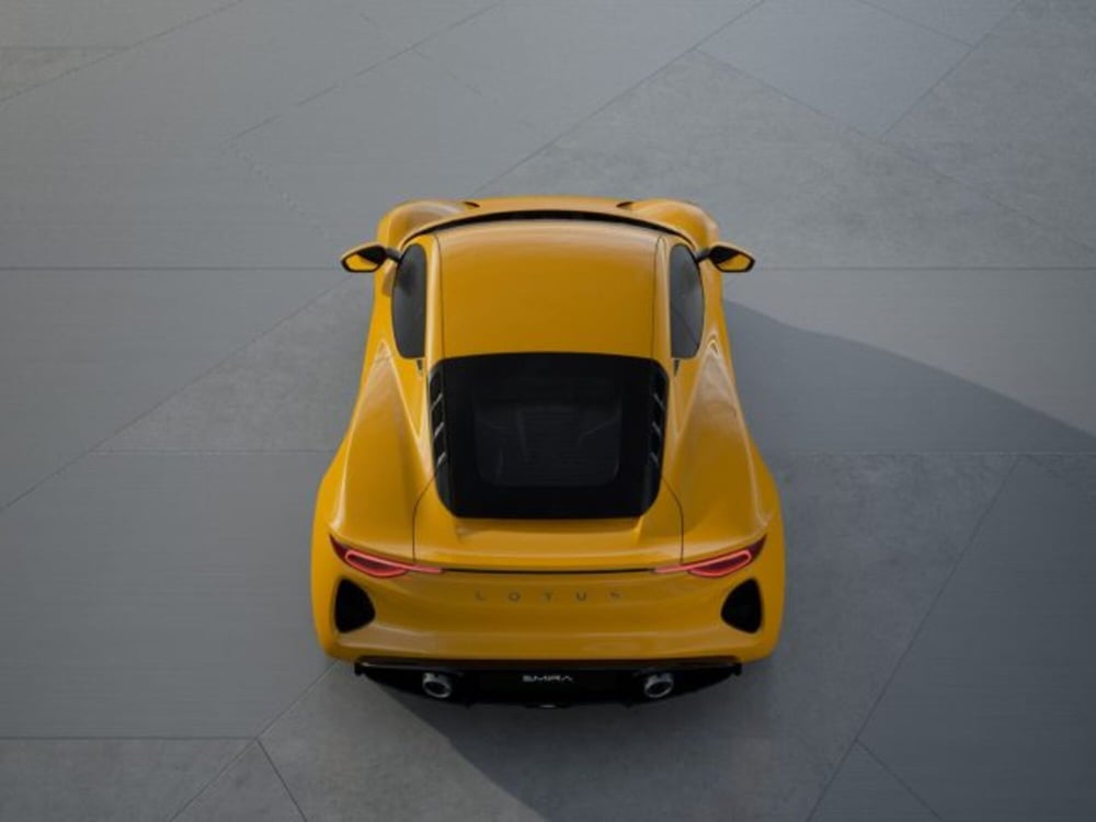 Lotus Emira nuova a Modena (8)
