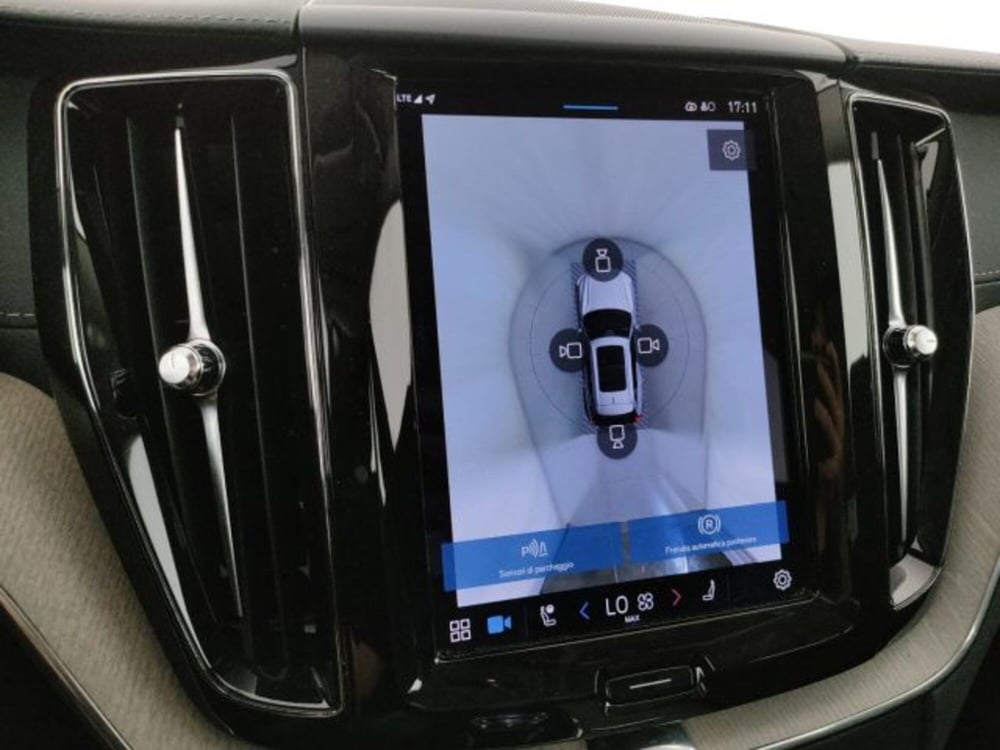 Volvo XC60 usata a Modena (16)