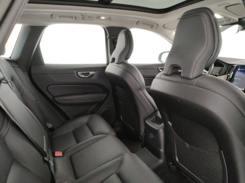 Volvo XC60 usata a Modena (9)
