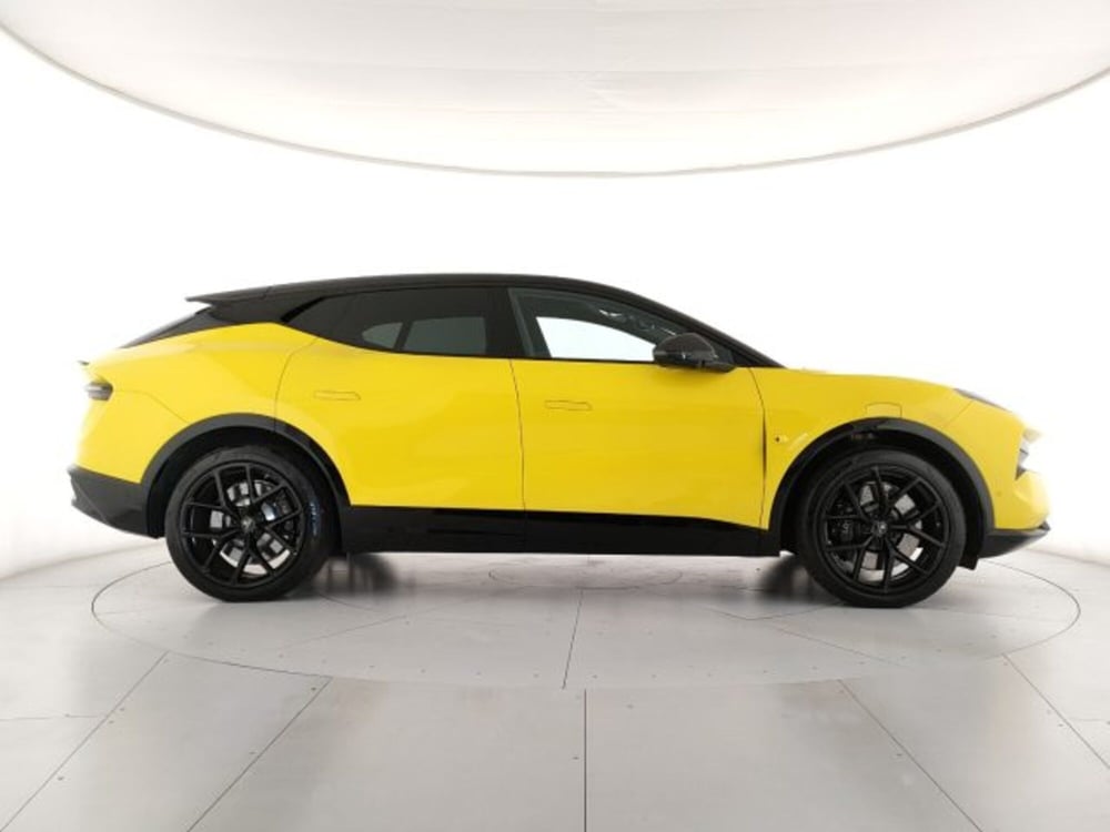 Lotus Eletre usata a Modena (7)