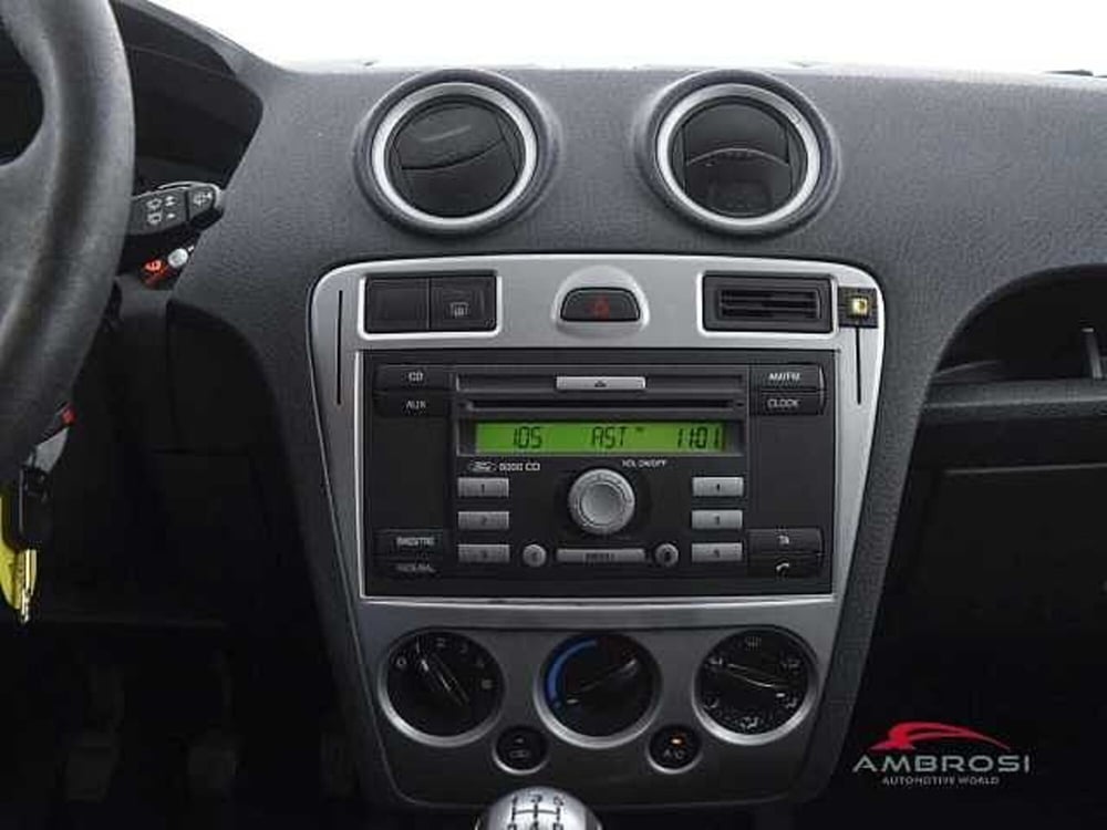 Ford Fusion usata a Viterbo (15)