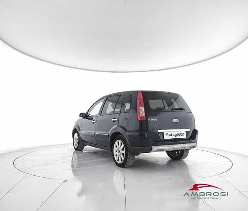 Ford Fusion usata a Viterbo (4)