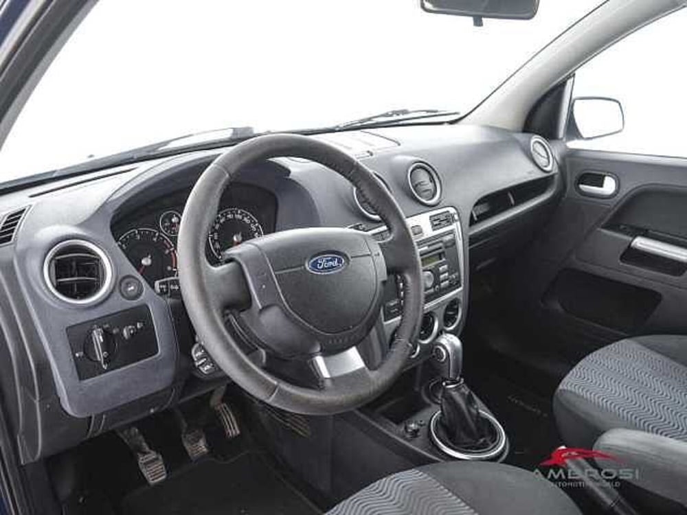 Ford Fusion usata a Viterbo (8)