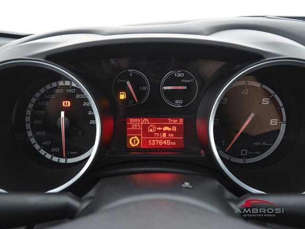 Alfa Romeo Giulietta usata a Viterbo (13)
