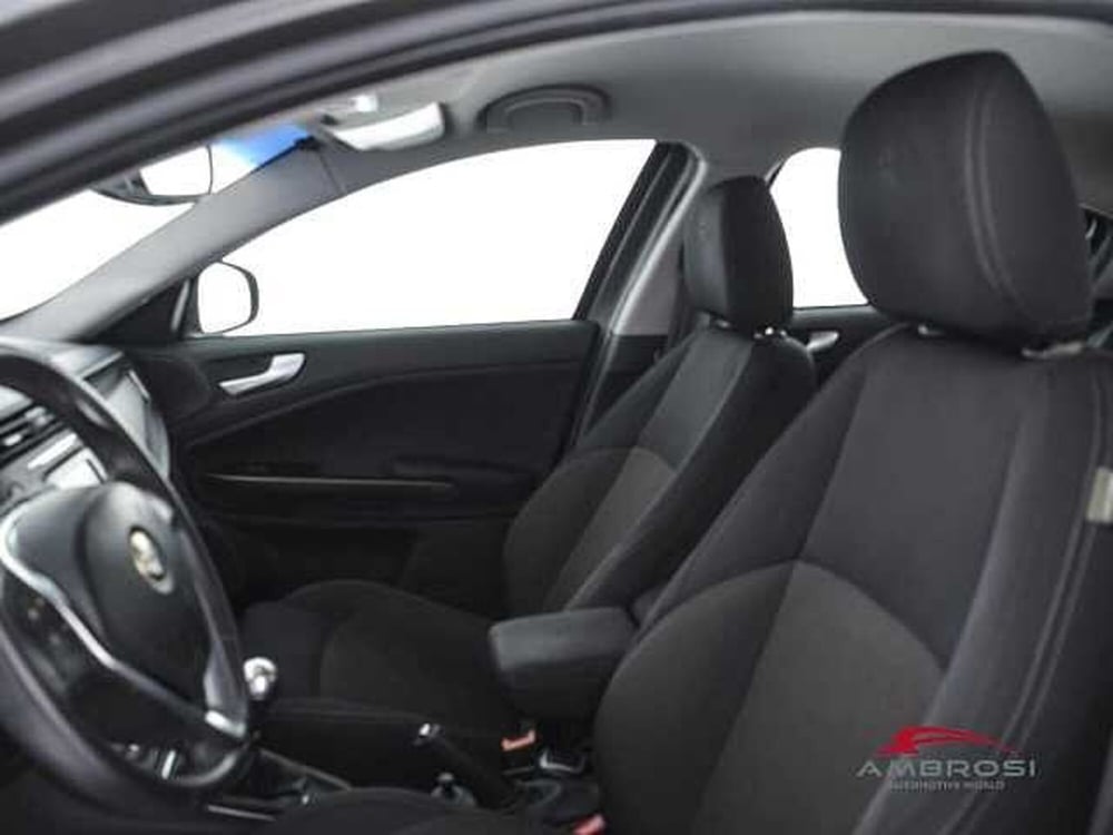 Alfa Romeo Giulietta usata a Viterbo (9)
