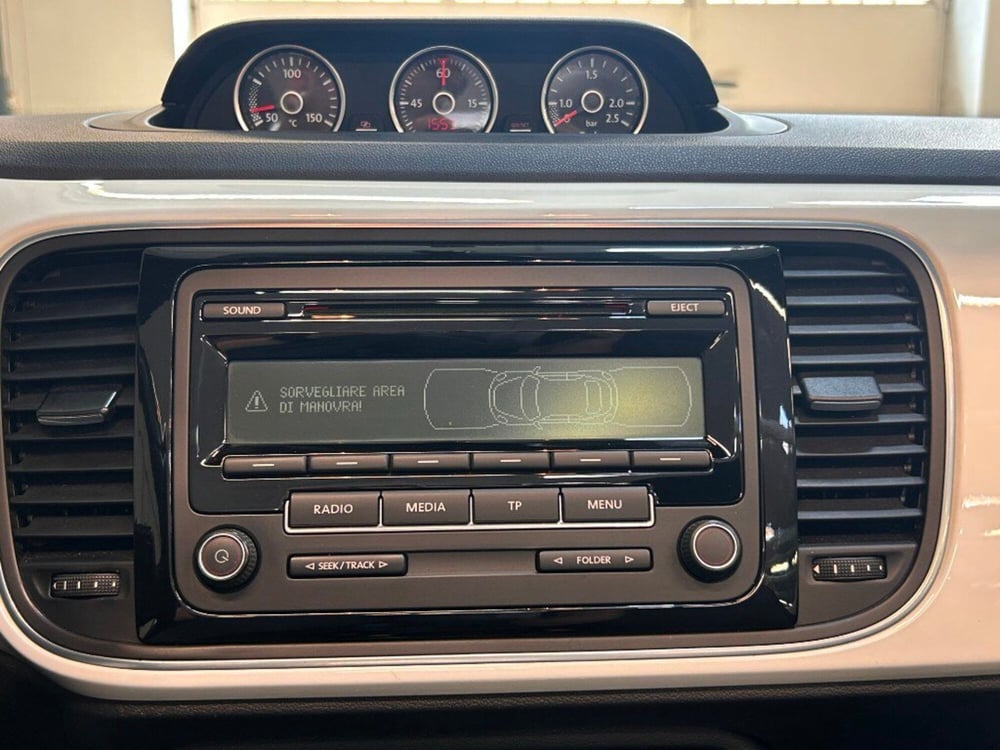 Volkswagen Maggiolino Cabrio usata a Verona (14)