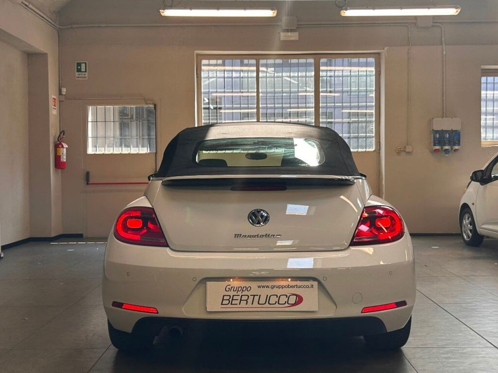 Volkswagen Maggiolino Cabrio usata a Verona (5)