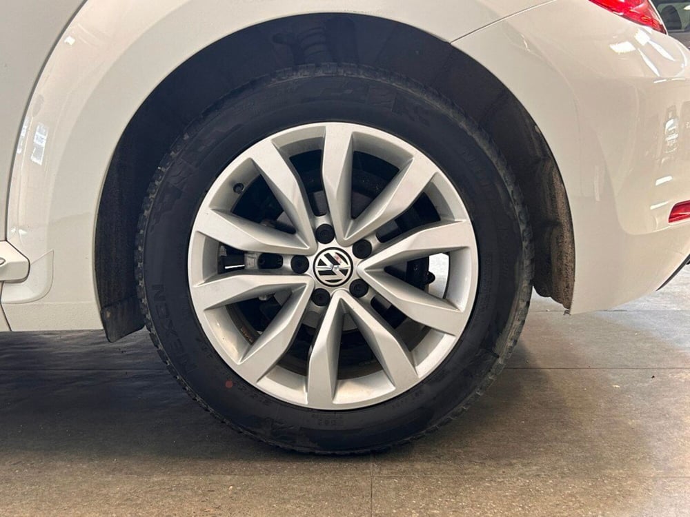 Volkswagen Maggiolino Cabrio usata a Verona (9)