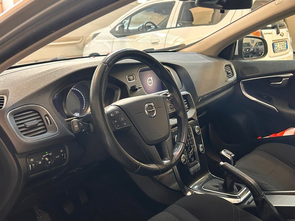 Volvo V40 usata a Verona (8)