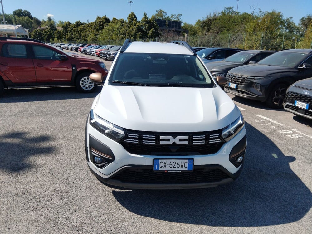 Dacia Jogger usata a Roma (7)