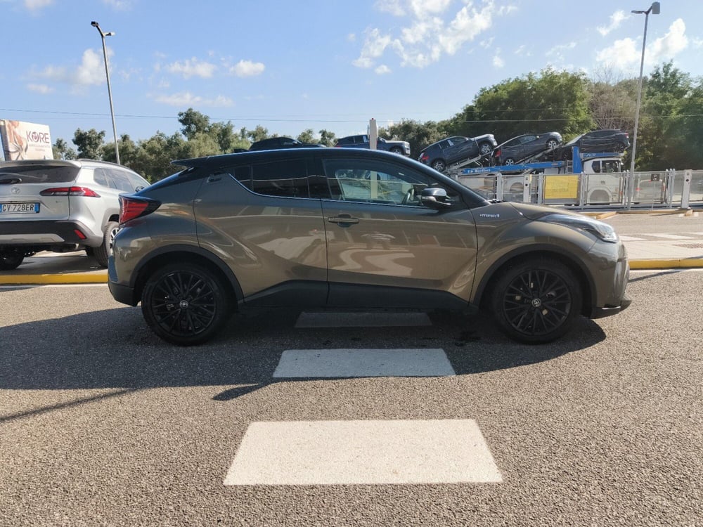 Toyota Toyota C-HR usata a Reggio Calabria (6)
