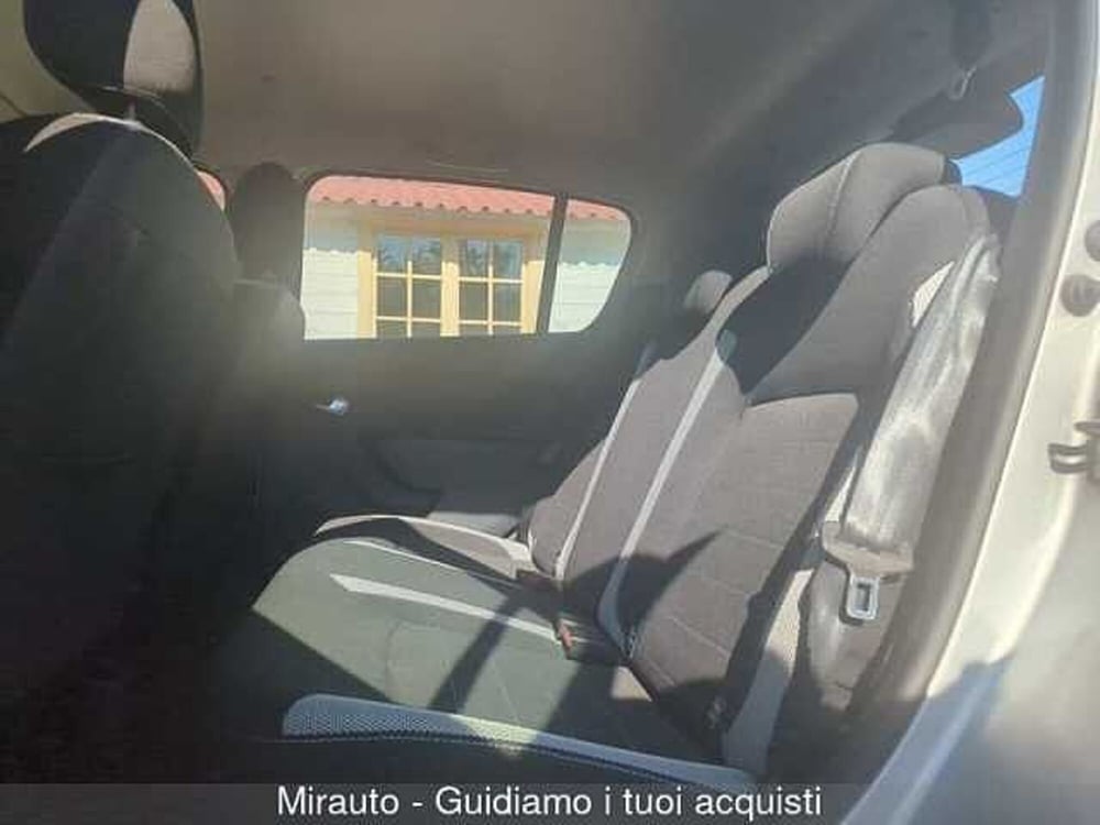 Dacia Sandero usata a Roma (12)