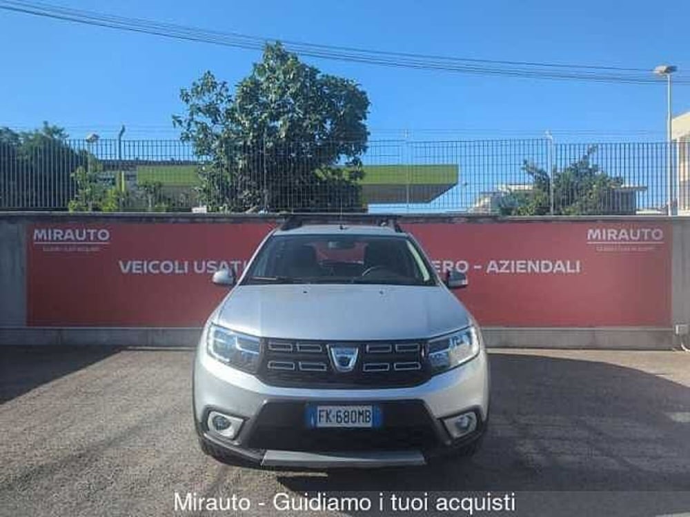 Dacia Sandero usata a Roma (2)