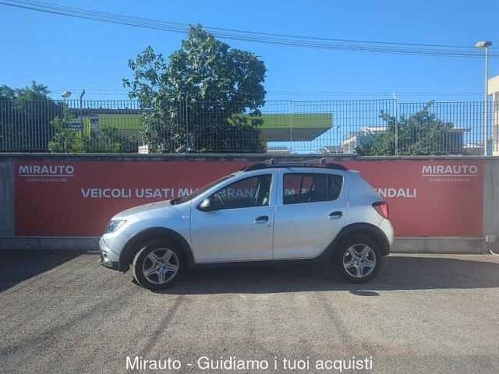 Dacia Sandero usata a Roma (3)