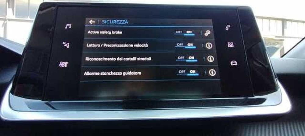 Peugeot 208 usata a Viterbo (14)