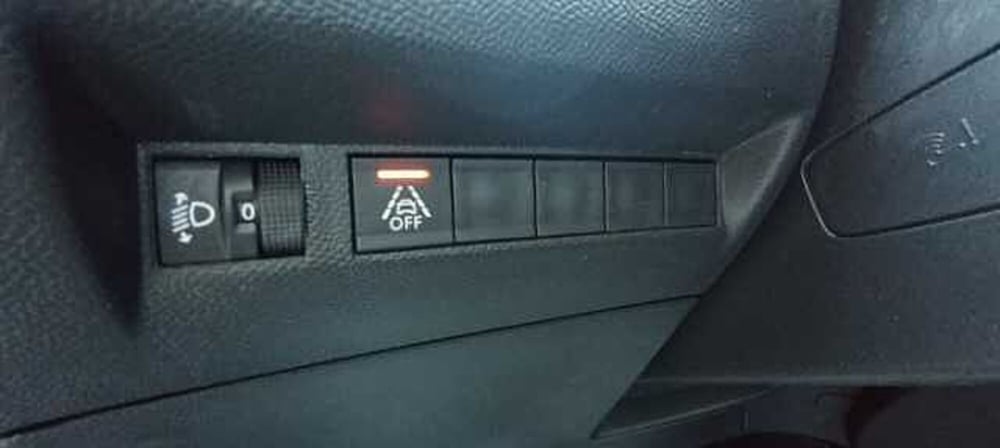 Peugeot 208 usata a Viterbo (20)